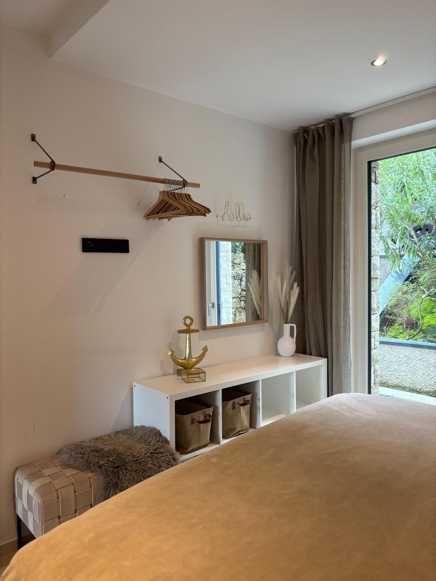 Le Rocce Apartment Torri Del Benaco Exterior photo